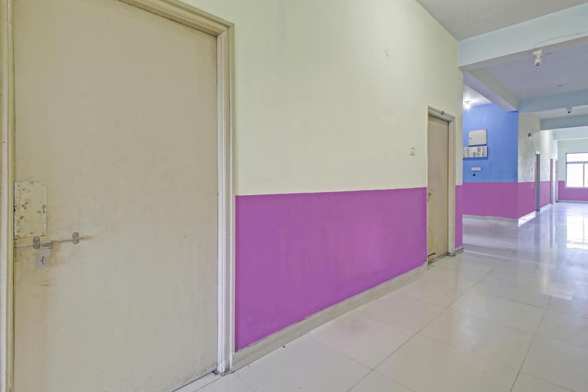 Hotel O Satya Inn Karimnagar Exteriör bild