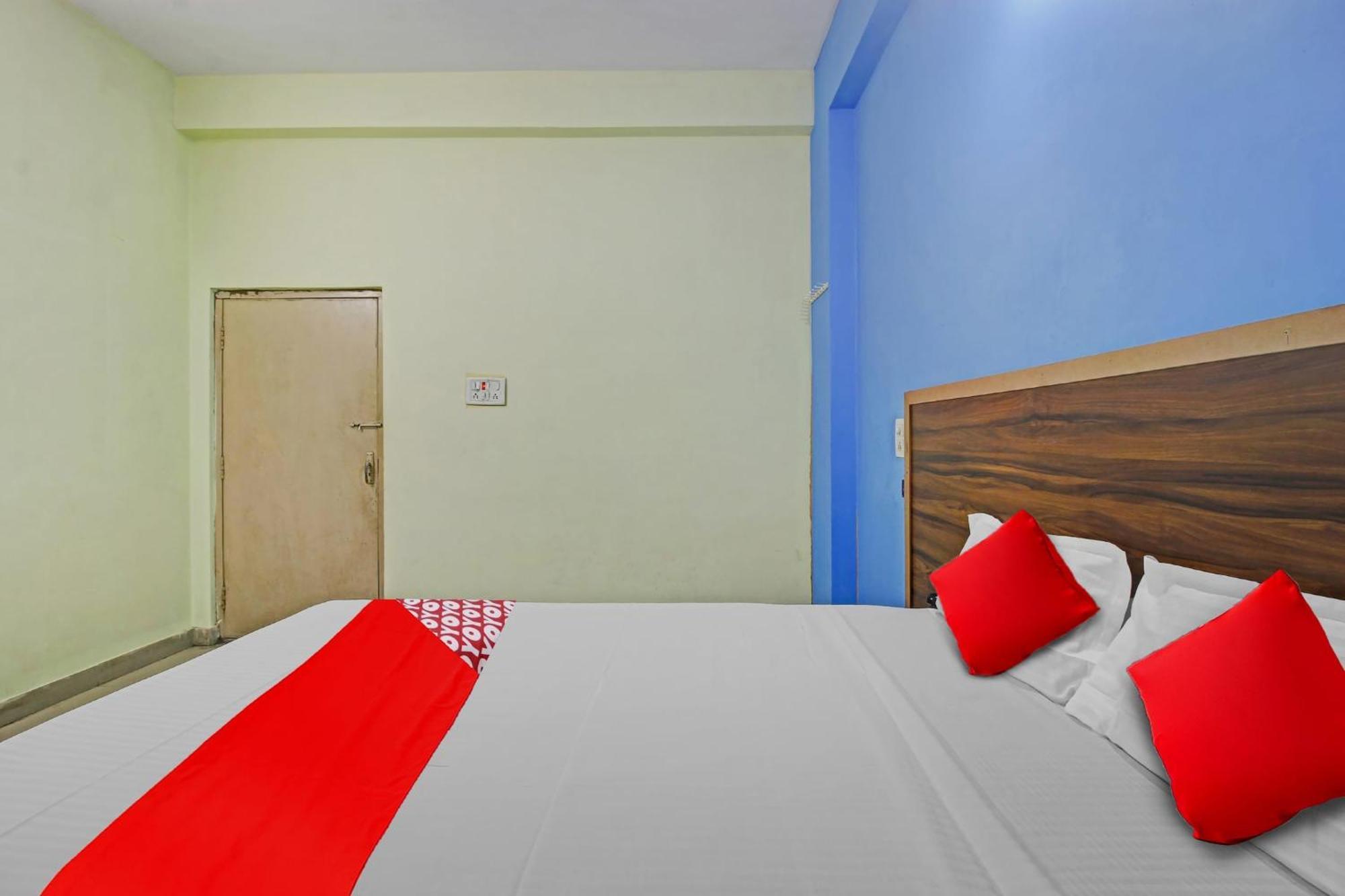 Hotel O Satya Inn Karimnagar Exteriör bild